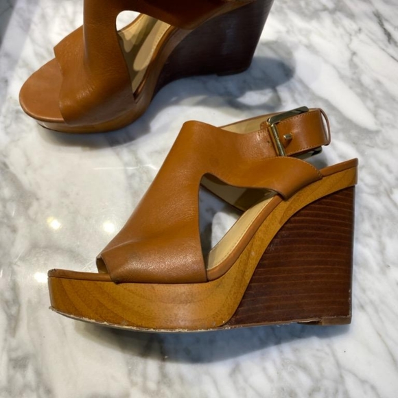 Michael Kors wedge sandals - Picture 3 of 11